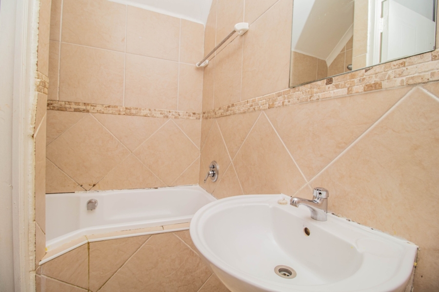 1 Bedroom Property for Sale in Parklands Western Cape